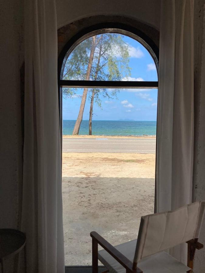 Tamu Beradu Seaview Private Villa 3 Bedroom No Pool 6 Pax Max دونجون المظهر الخارجي الصورة